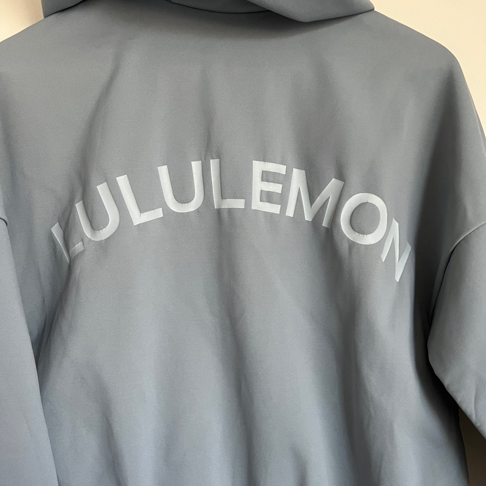 Lululemon Grey Jacket - Shaped Jacket Expression
… - image 3